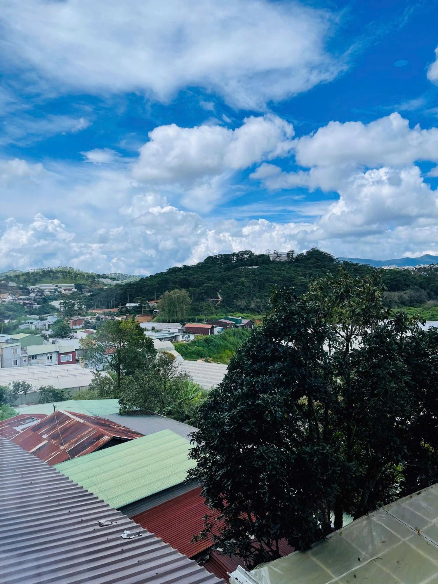 Mer Homestay Dalat Exteriör bild